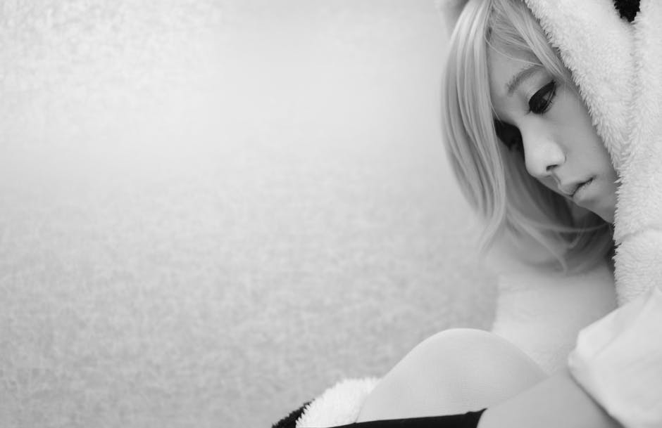 How to Sit in the Pain of Loss and Accept It without Judgment